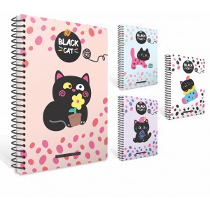 Spir&aacute;lf&uuml;zet GIPTA Black Cat 19x26 cm karton bor&iacute;t&aacute;ssal 80 lapos vonalas 8500